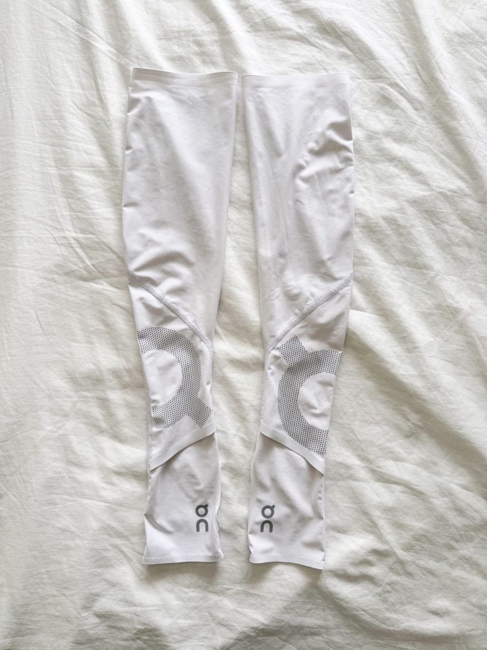 ON RUNNING Solar Arm Sleeves - M/L - Picture 3 of 7